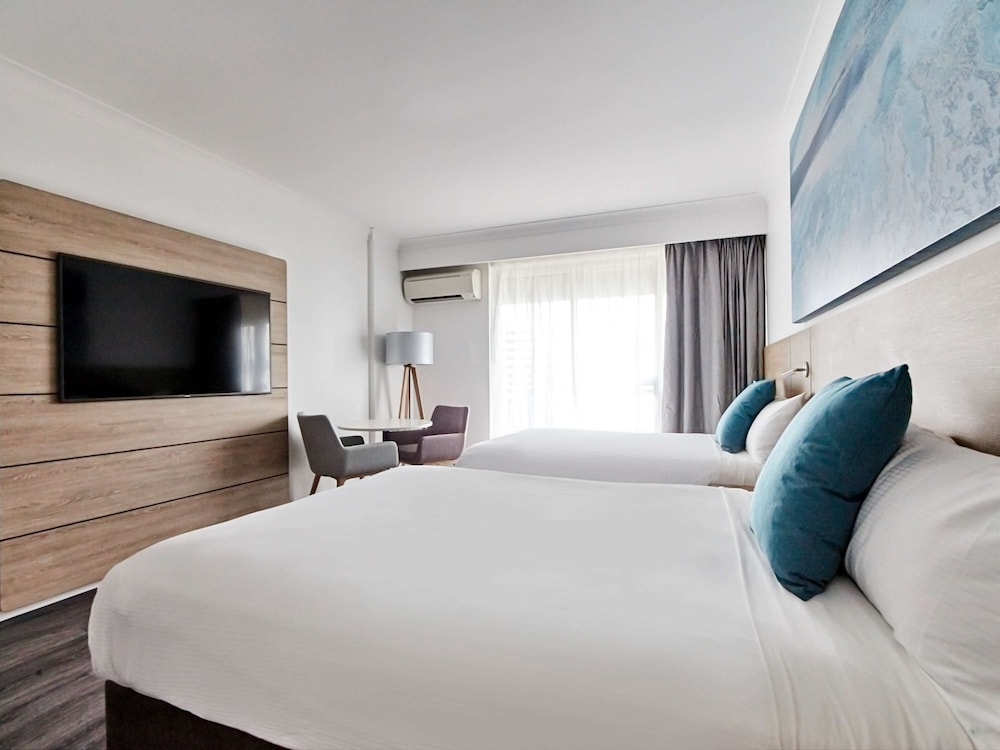 Novotel Cairns Oasis Resort 13/80