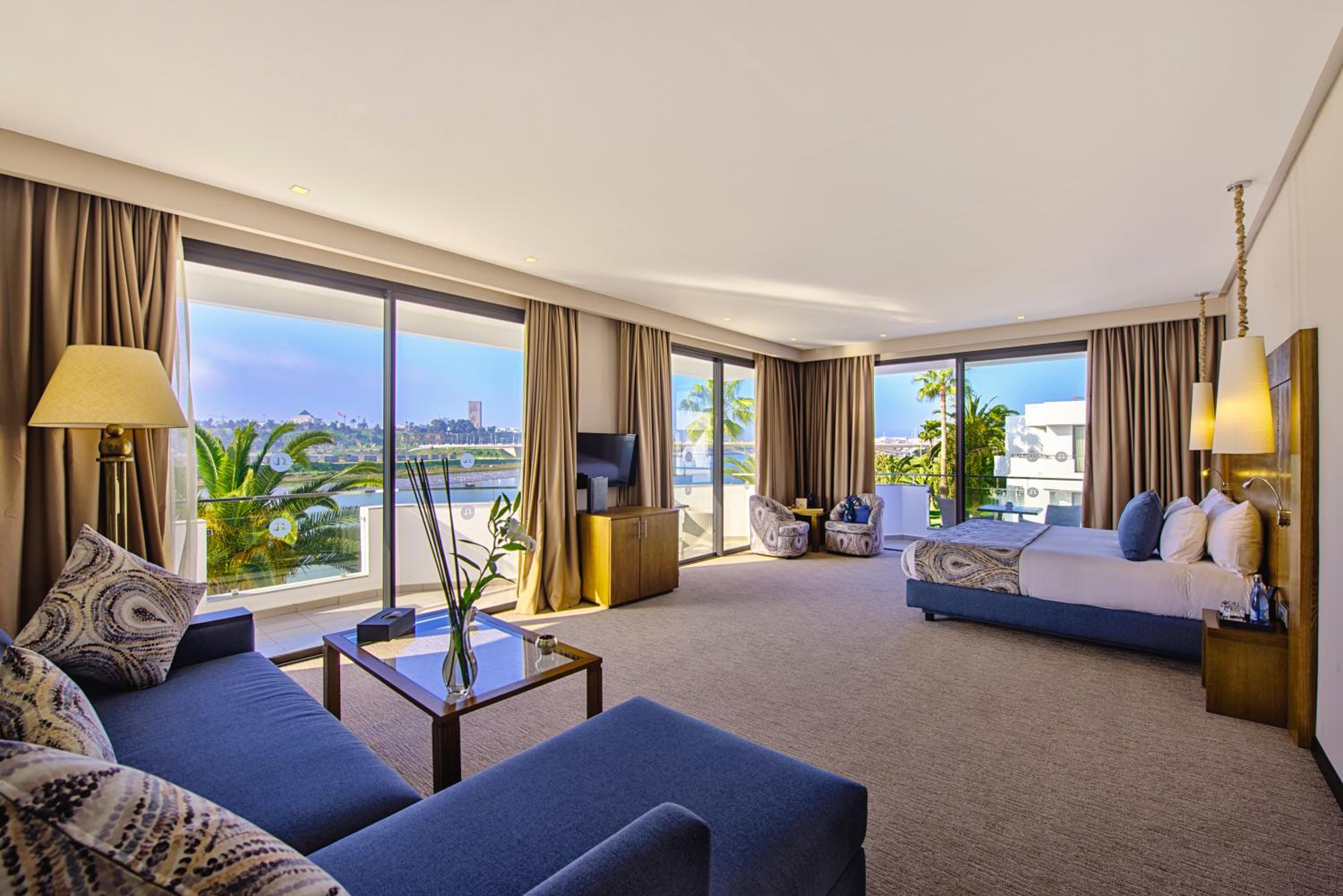 PREMIUM, SUITE, RIVER VIEW