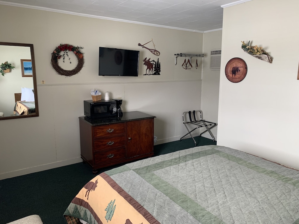 Carroll Motel & Cottages 2/42