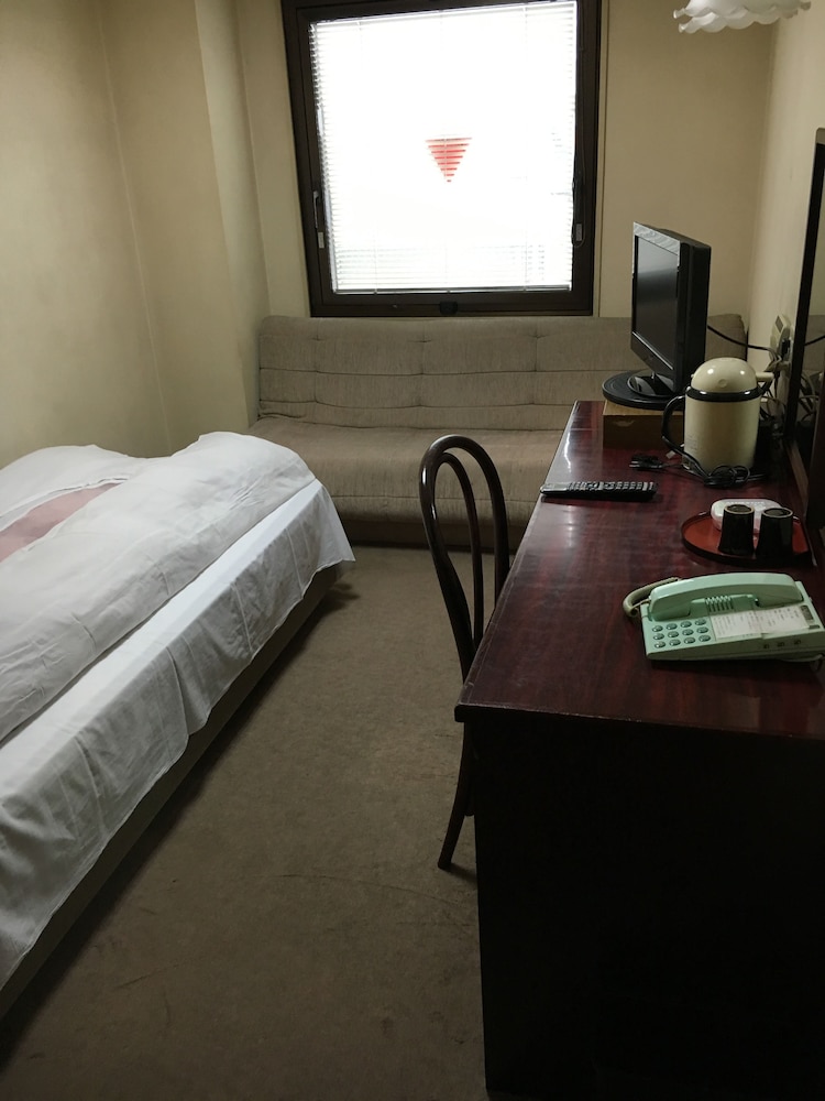 Aoi Business Hotel 15/52