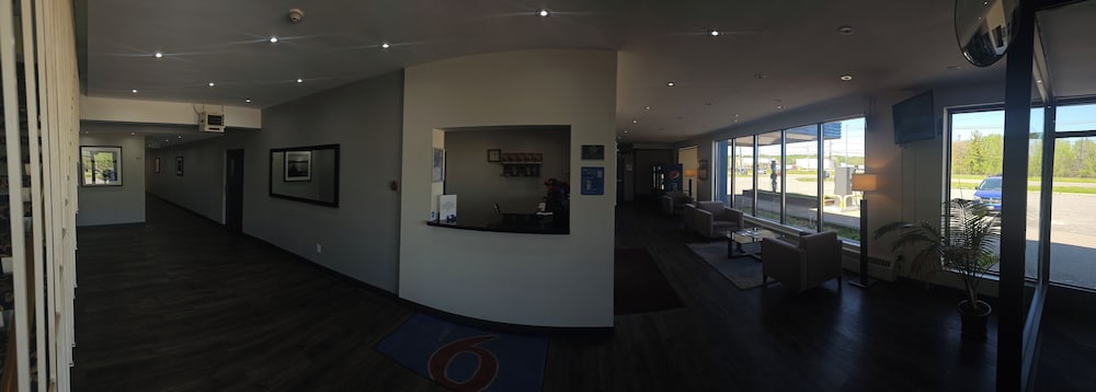 Motel6 Sault Ste. Marie, ON 32/47