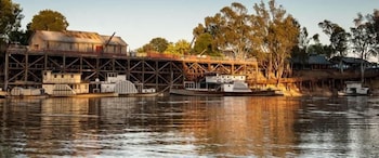 Golden River Motor Inn 21/33
