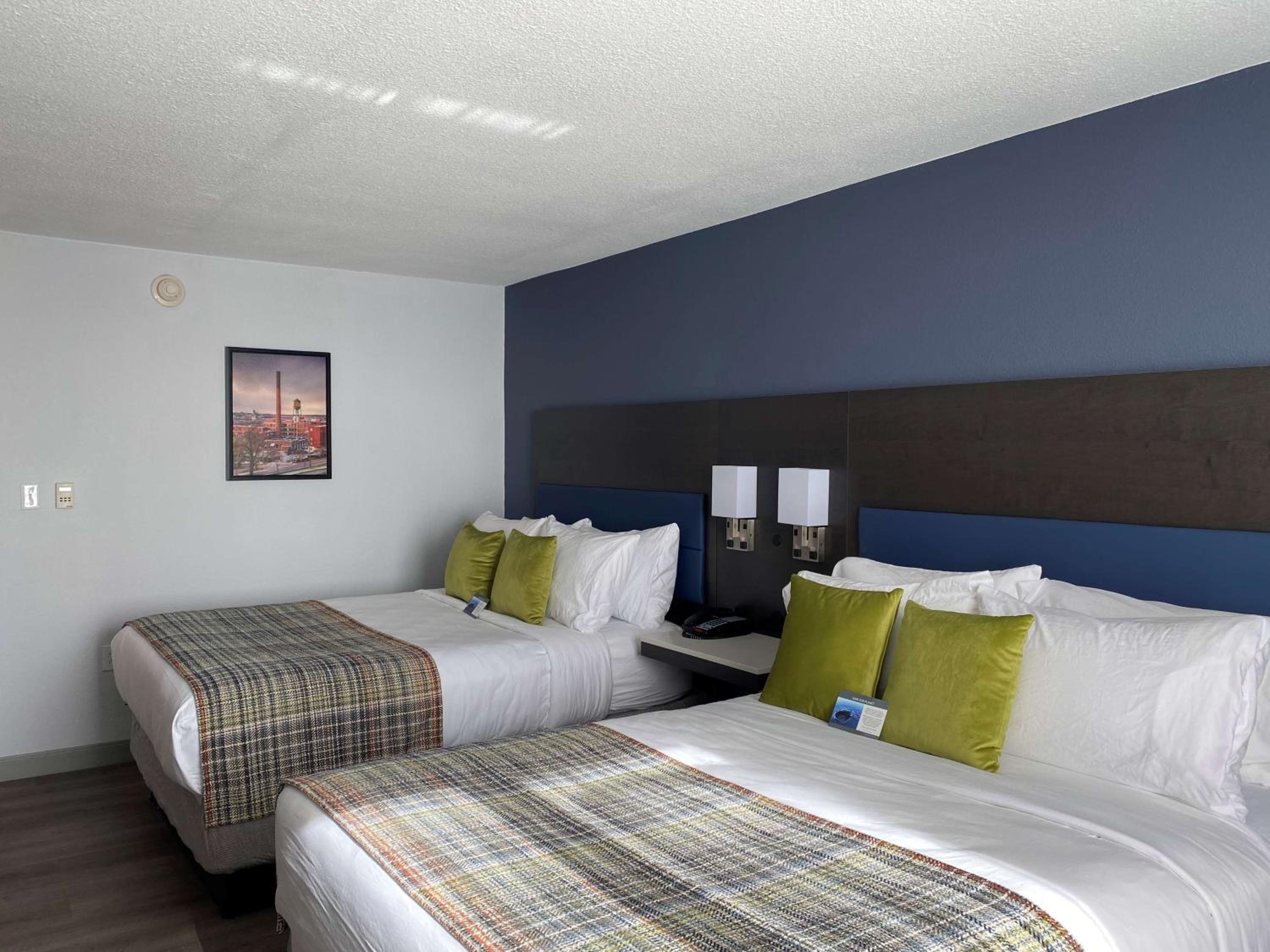 Room, Queen Bed