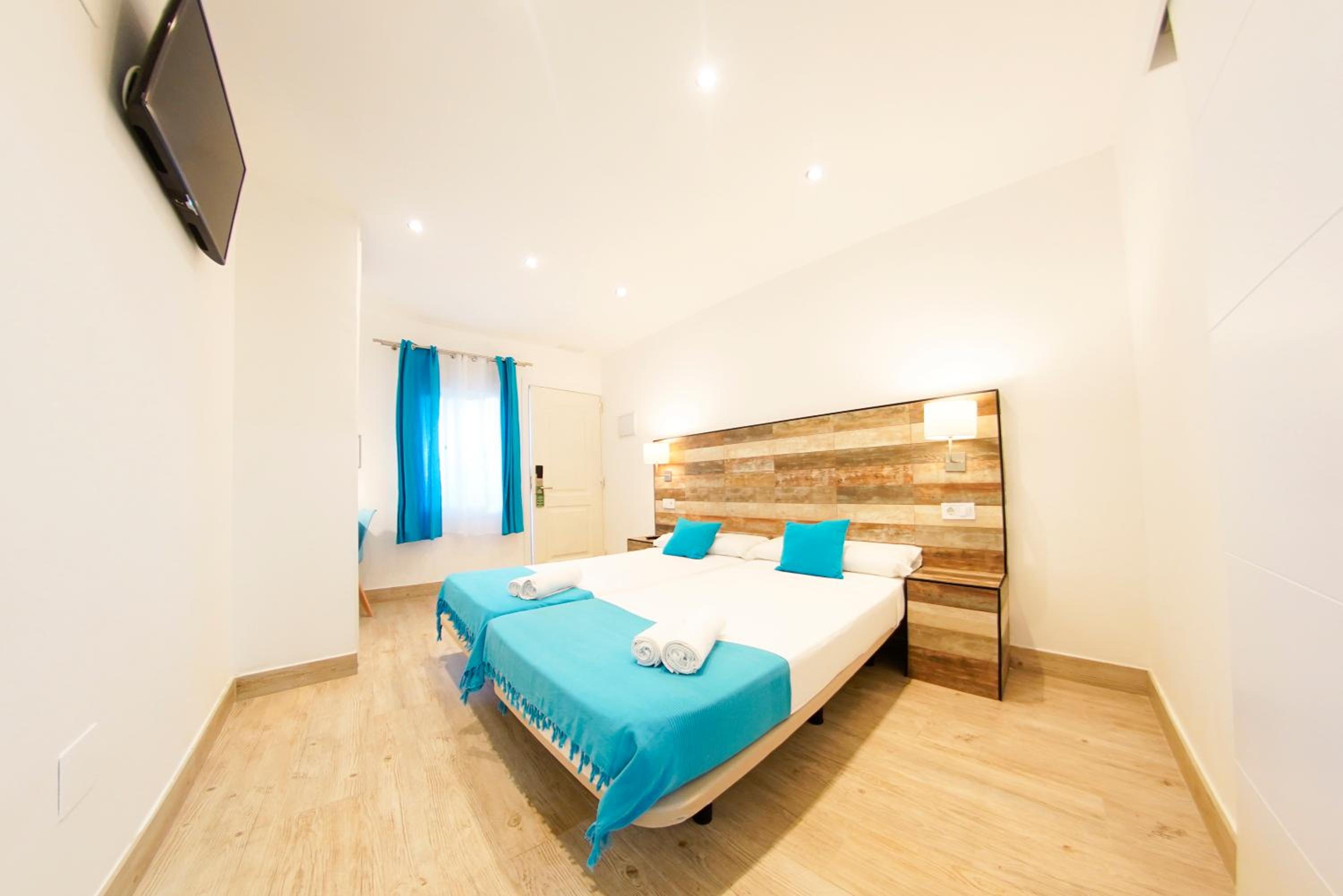 Room, Single, Hotel Zen Airport 3/20