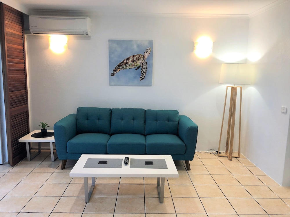 Marlin Waters Beachfront Apartments 85/100