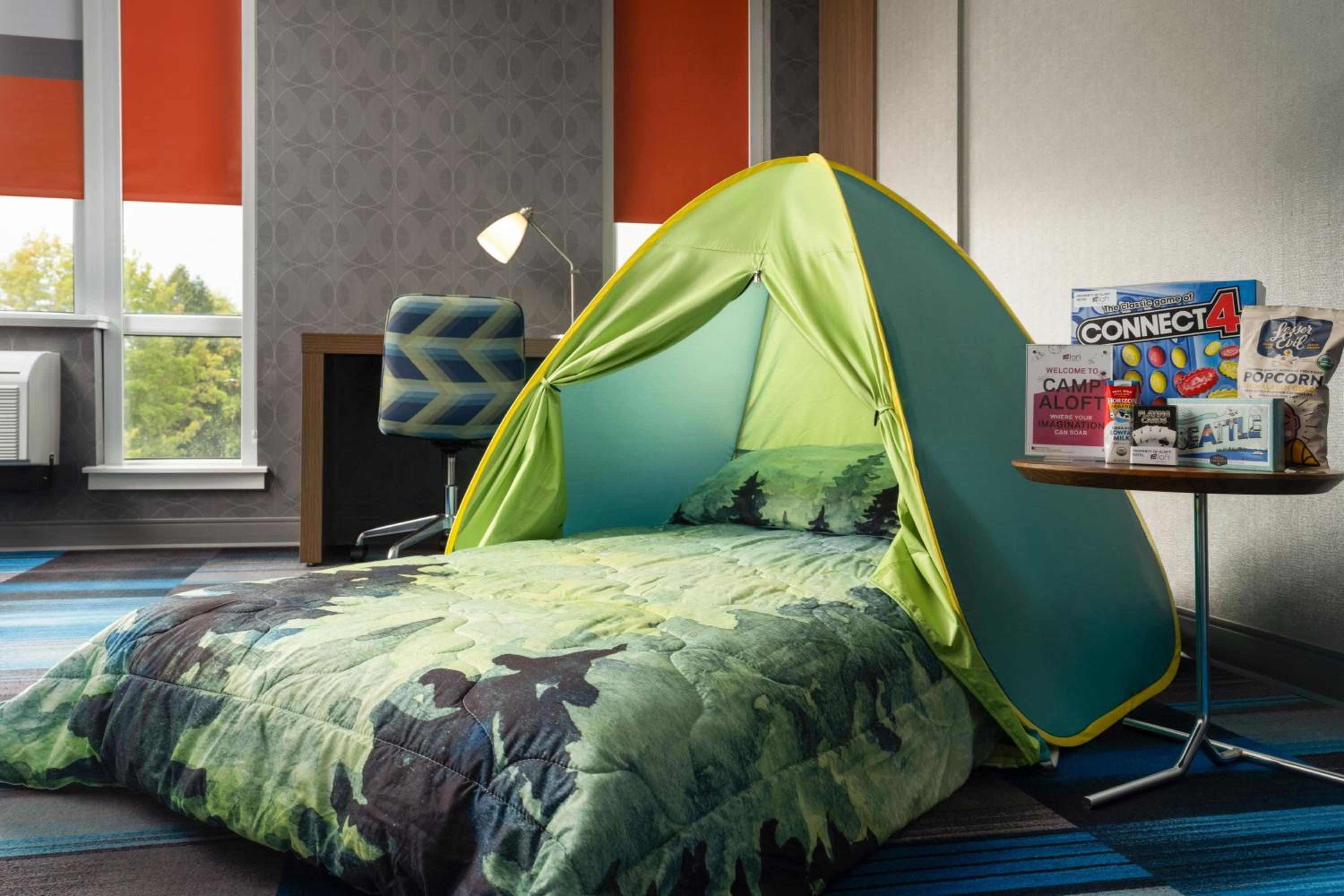 Aloft, Guest Room, 2 Queen Beds، ALOFT SEATTLE REDMOND 5/10