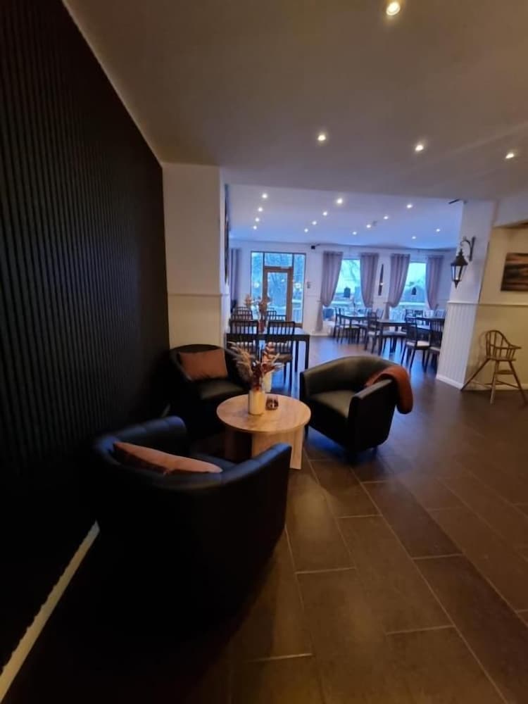 Norrskedika Hotell - Gamla Järnhandeln 41/55
