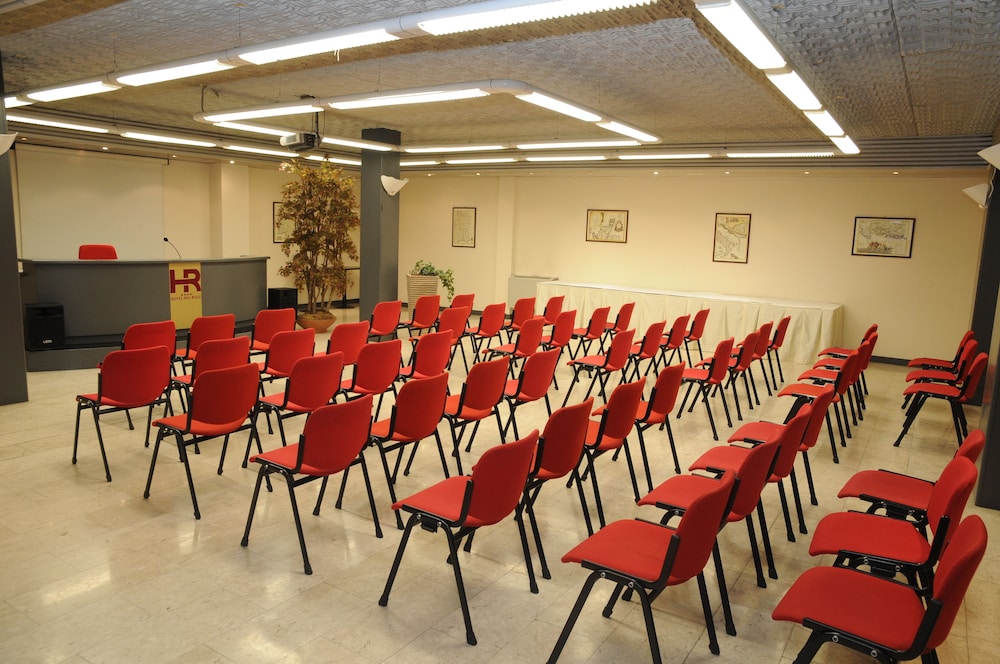 Hotel Del Riale 64/70