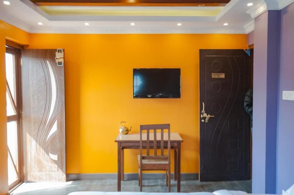 Be Here Now Guest House 24/31