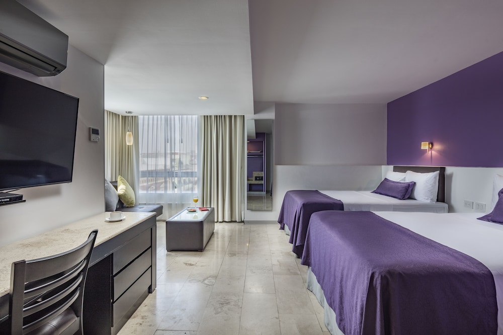 Hotel Senorial 14/56