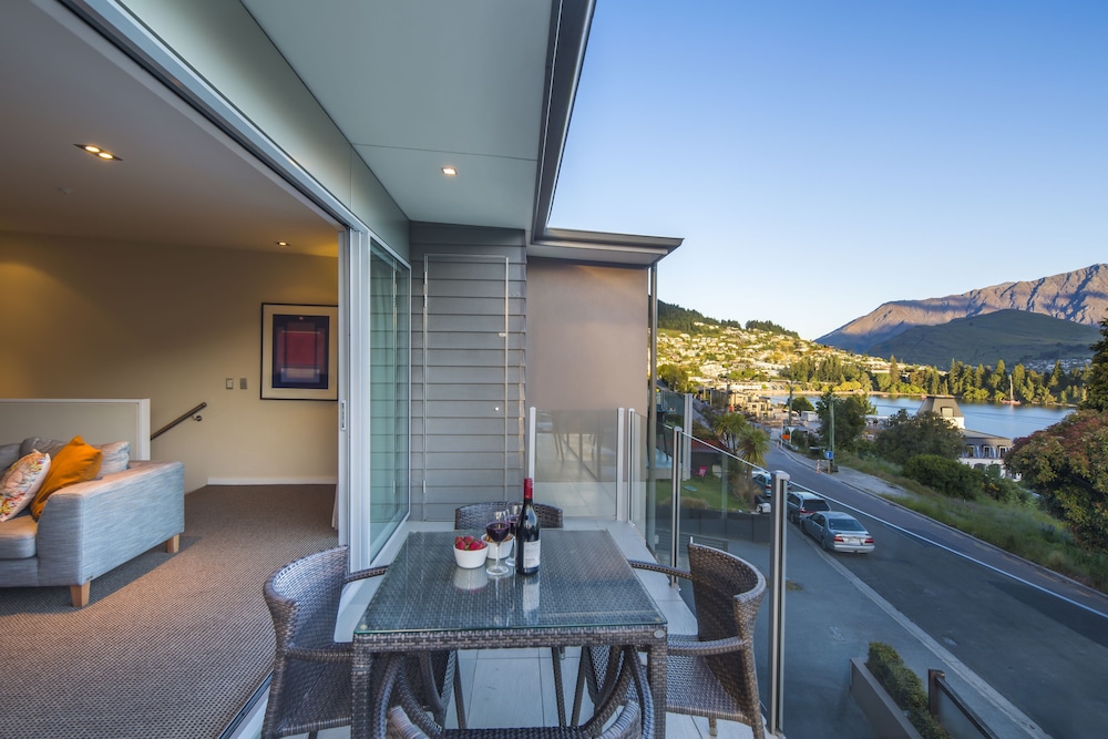 Lakeridge Condos 5/41