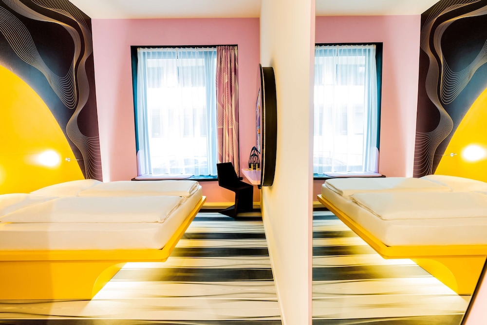 Prize by Radisson, Bonn City 8/50