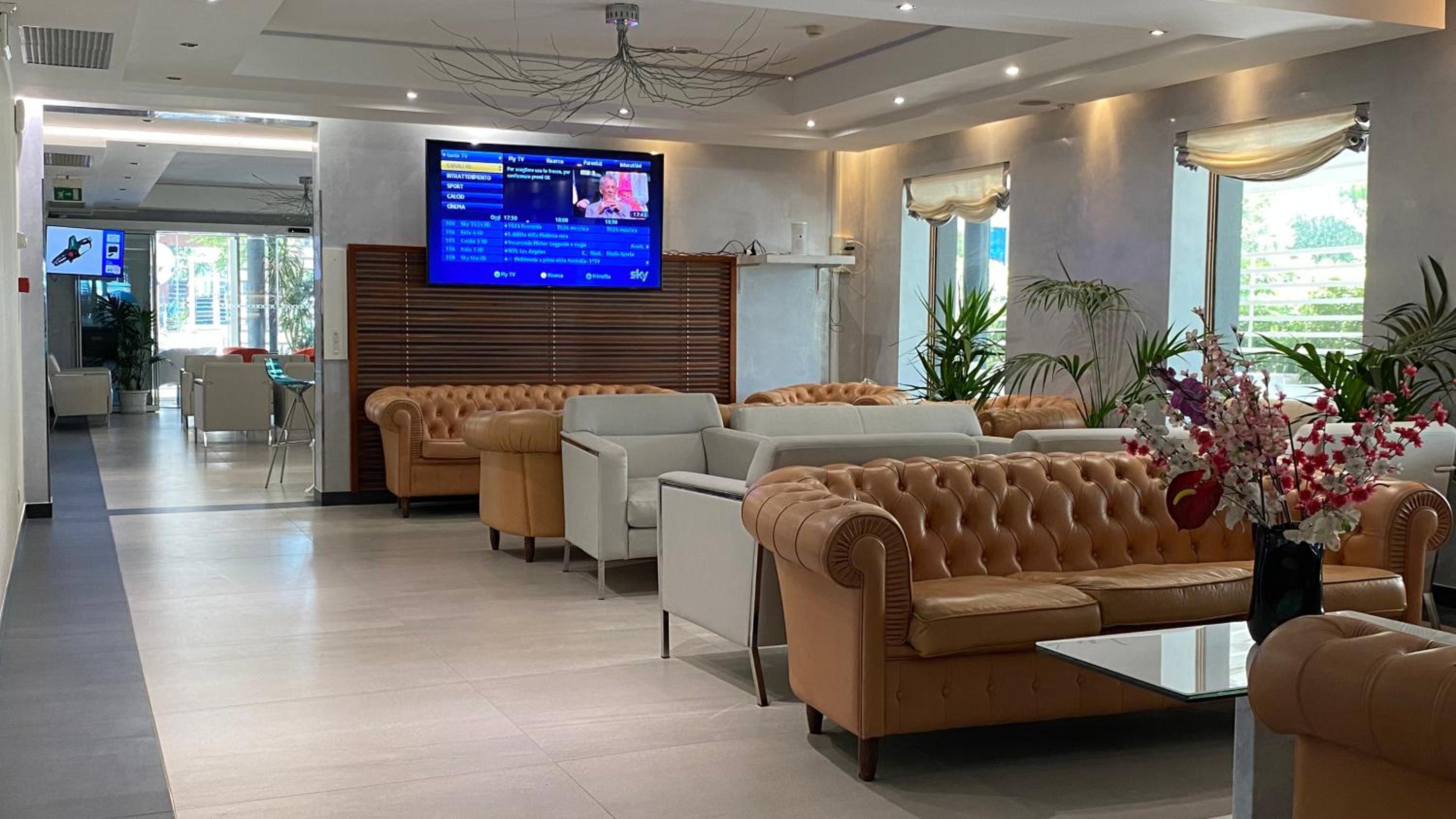 Club Hotel 28/46