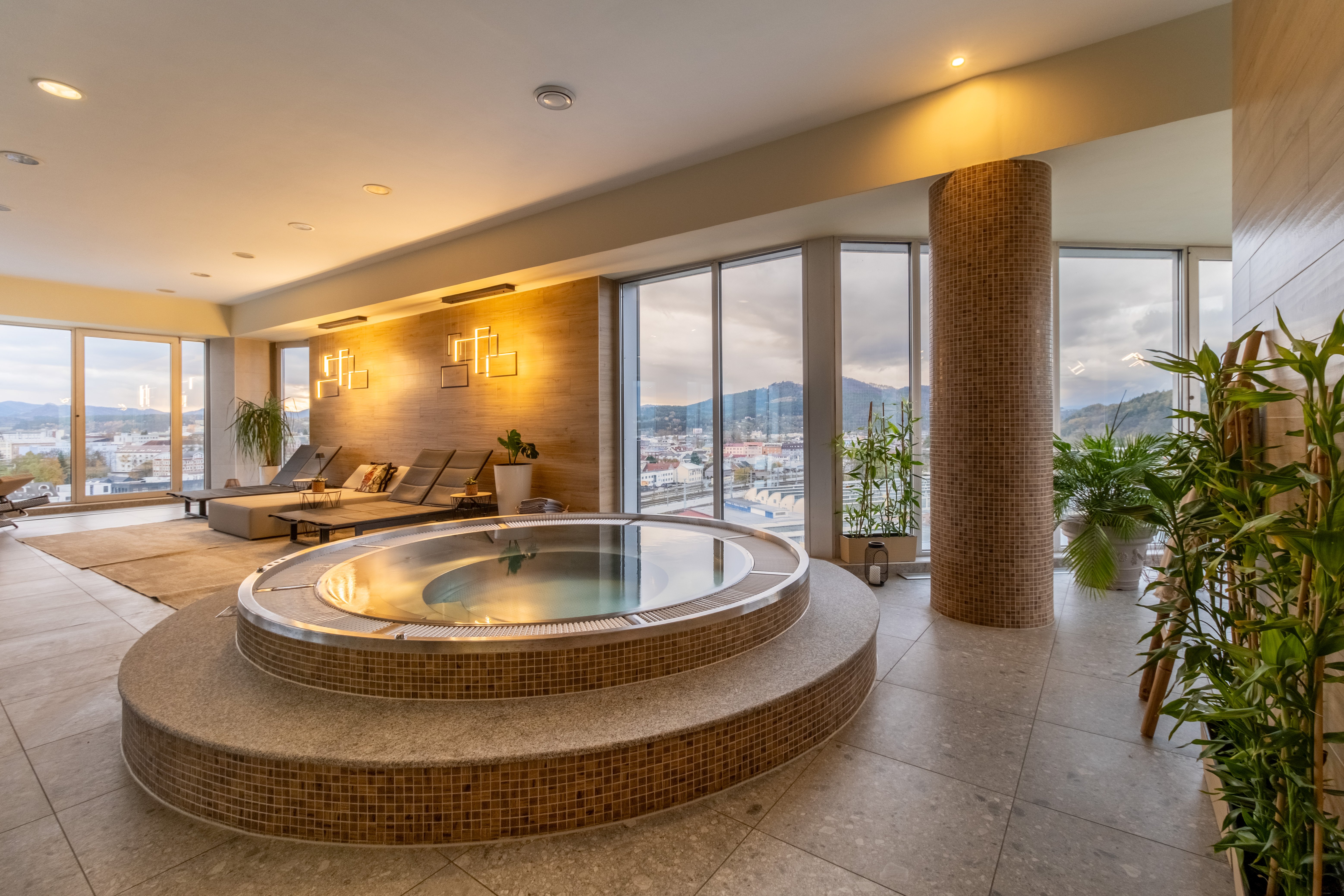 HOLIDAY INN ZILINA 40/78
