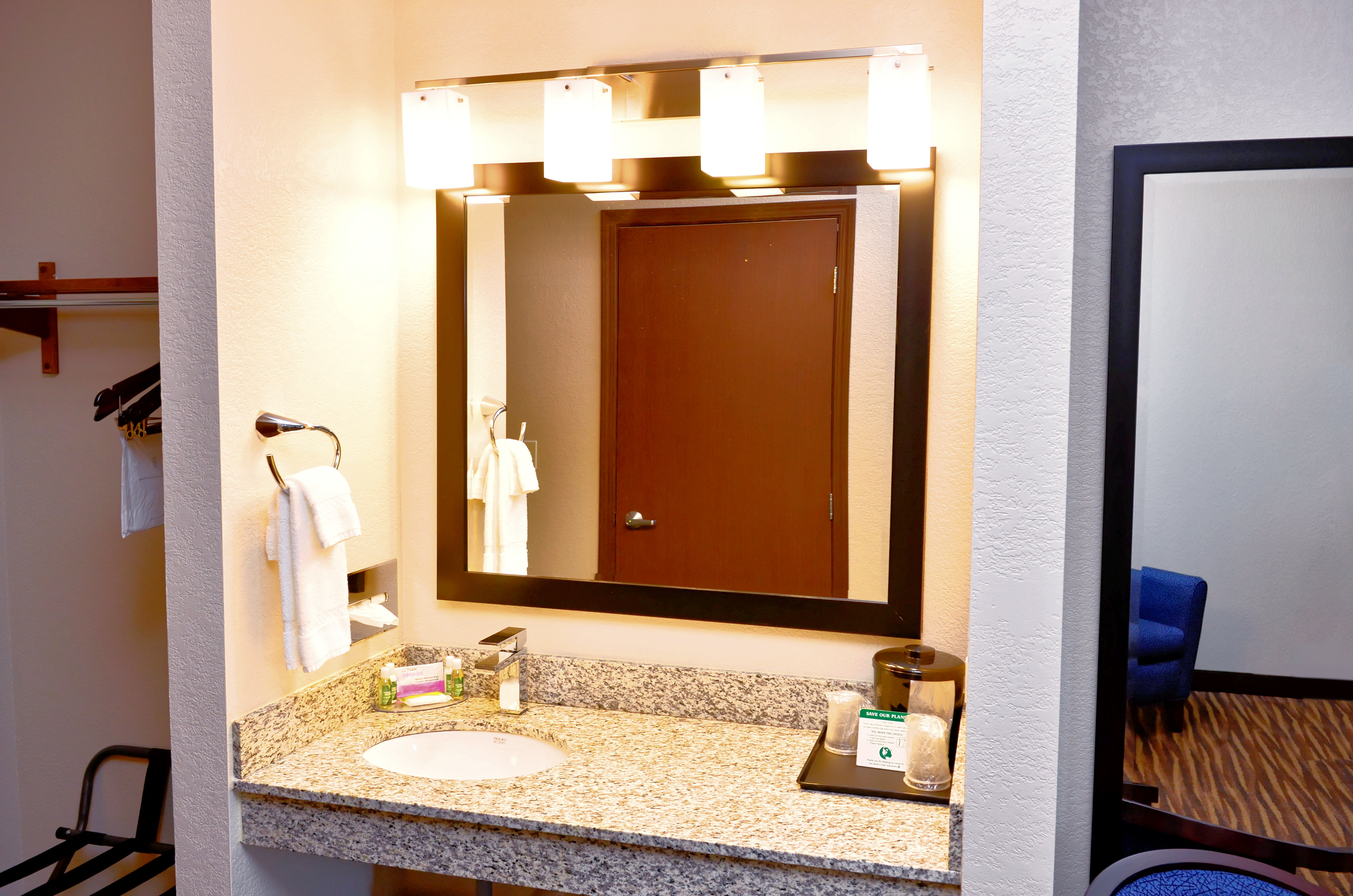 Cobblestone Inn & Suites - Monticello 28/31