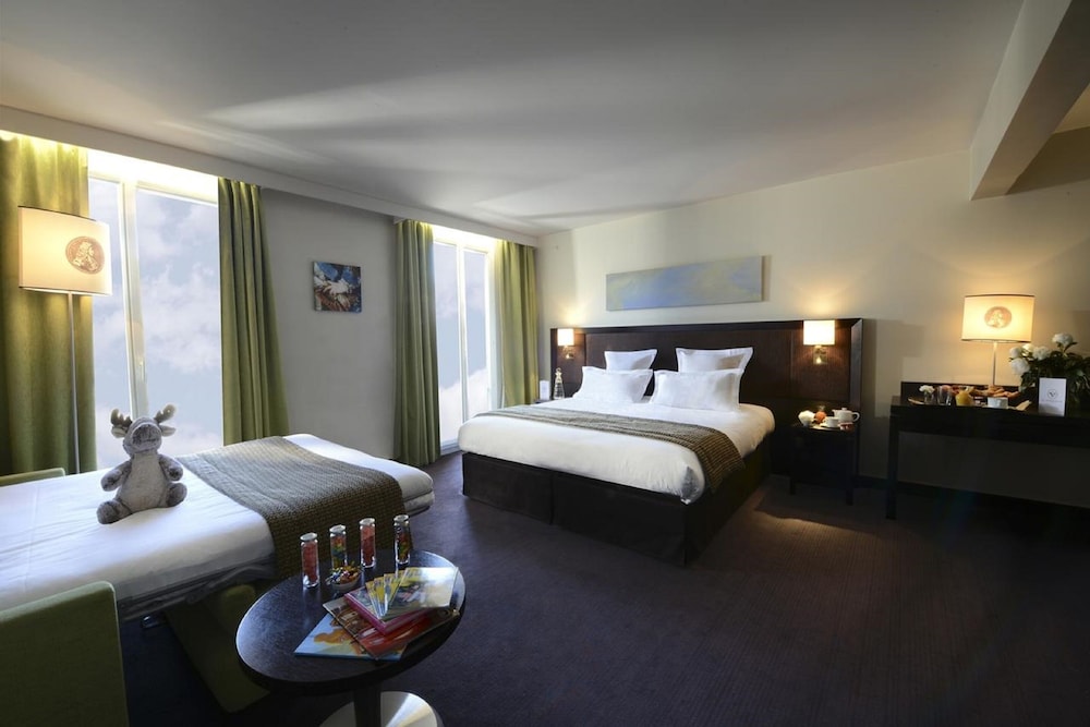 Hotel Le Versailles 13/57