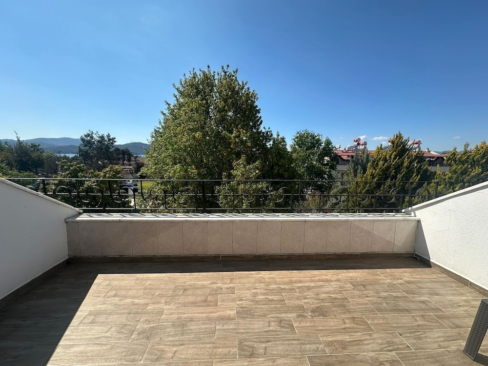 Akkent Garden Hotel 40/63