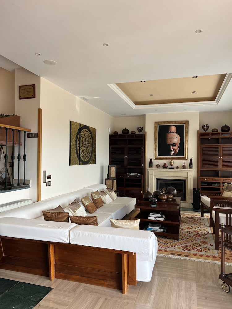 Boutique Hotel Marbella Heights 16/50