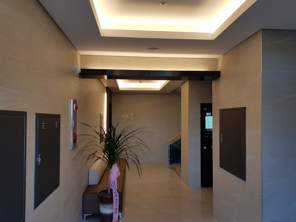 Hotel the Grang Jungmun 6/50