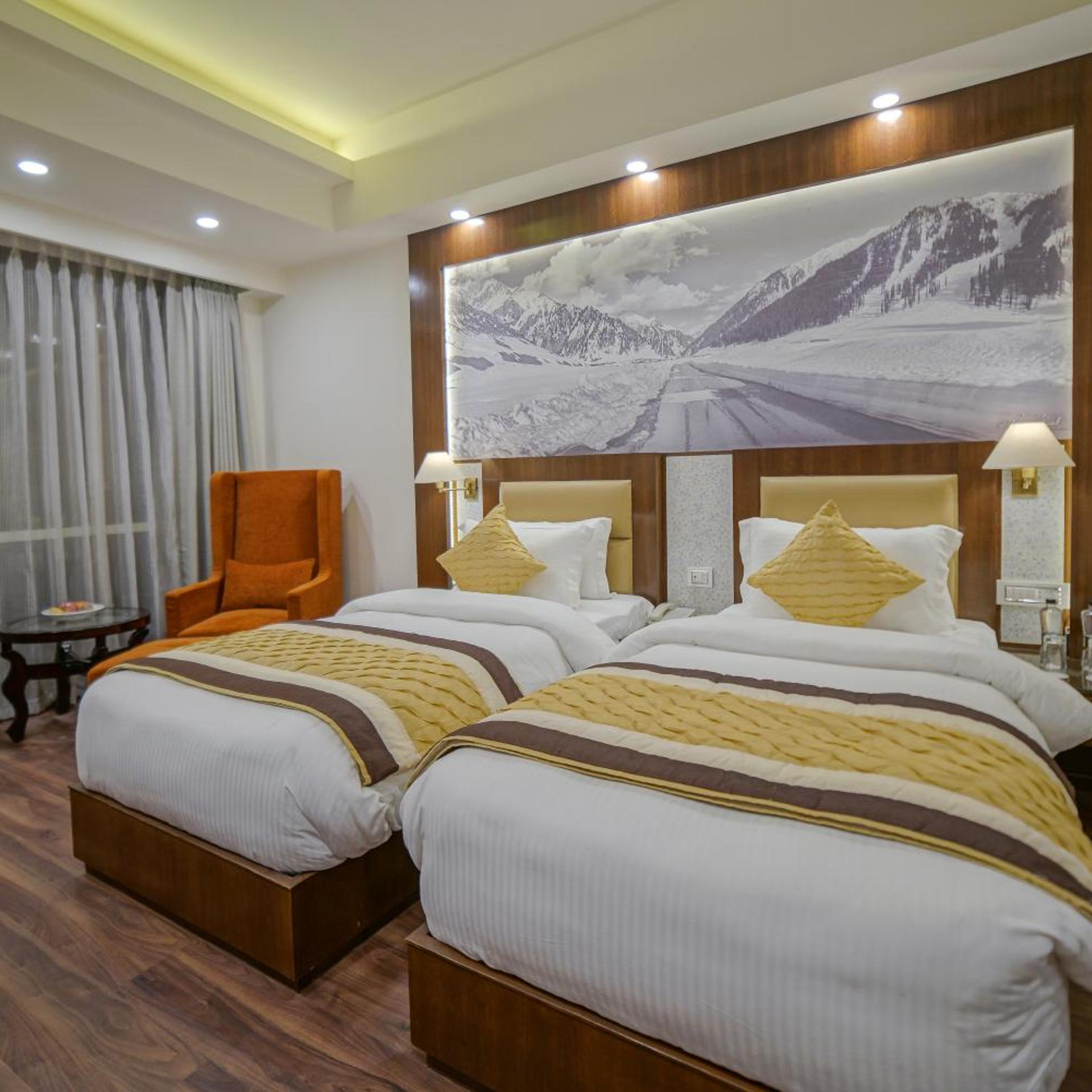 Regenta Central Point Srinagar 18/50