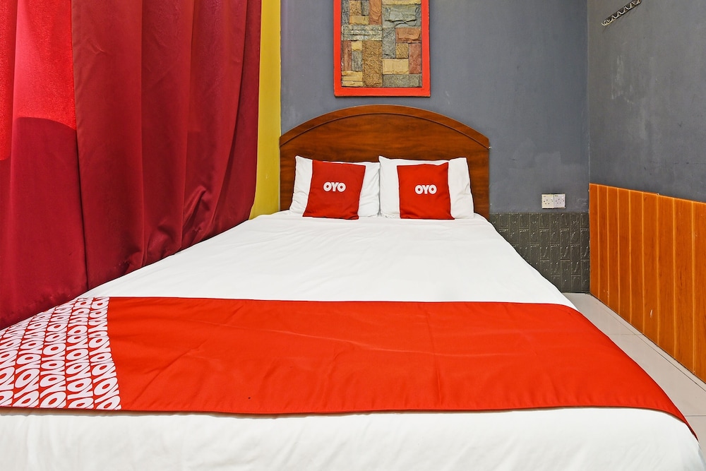 OYO 89656 Melati Hotel Nilai 17/28