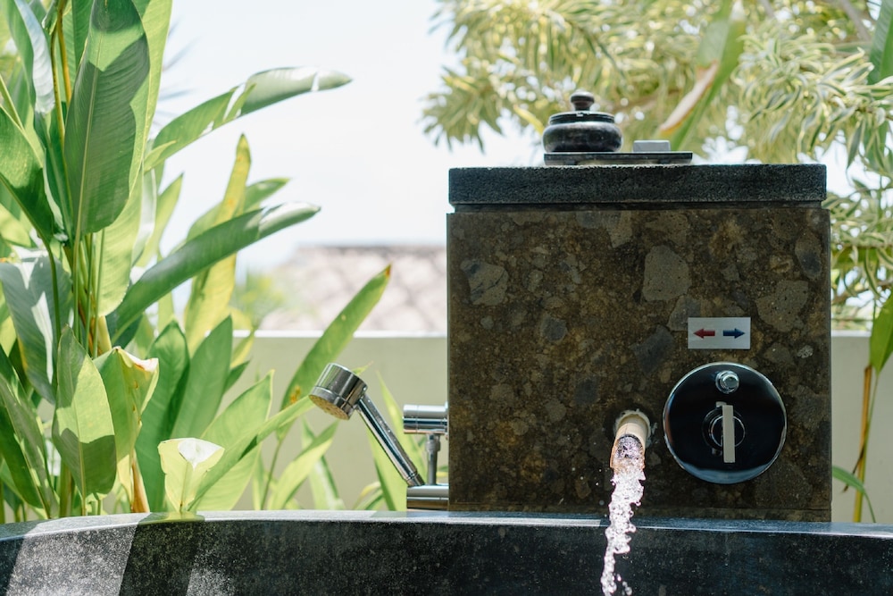 Batu Karang Lembongan Resort and Spa 7/85