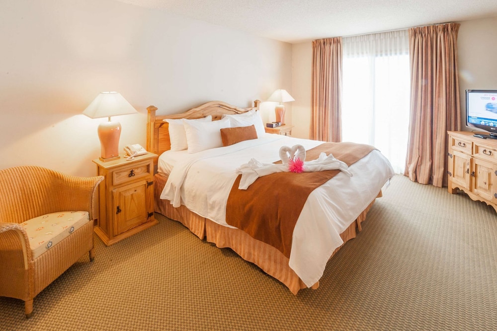 Pinestone Resort & Conference Centre 19/61