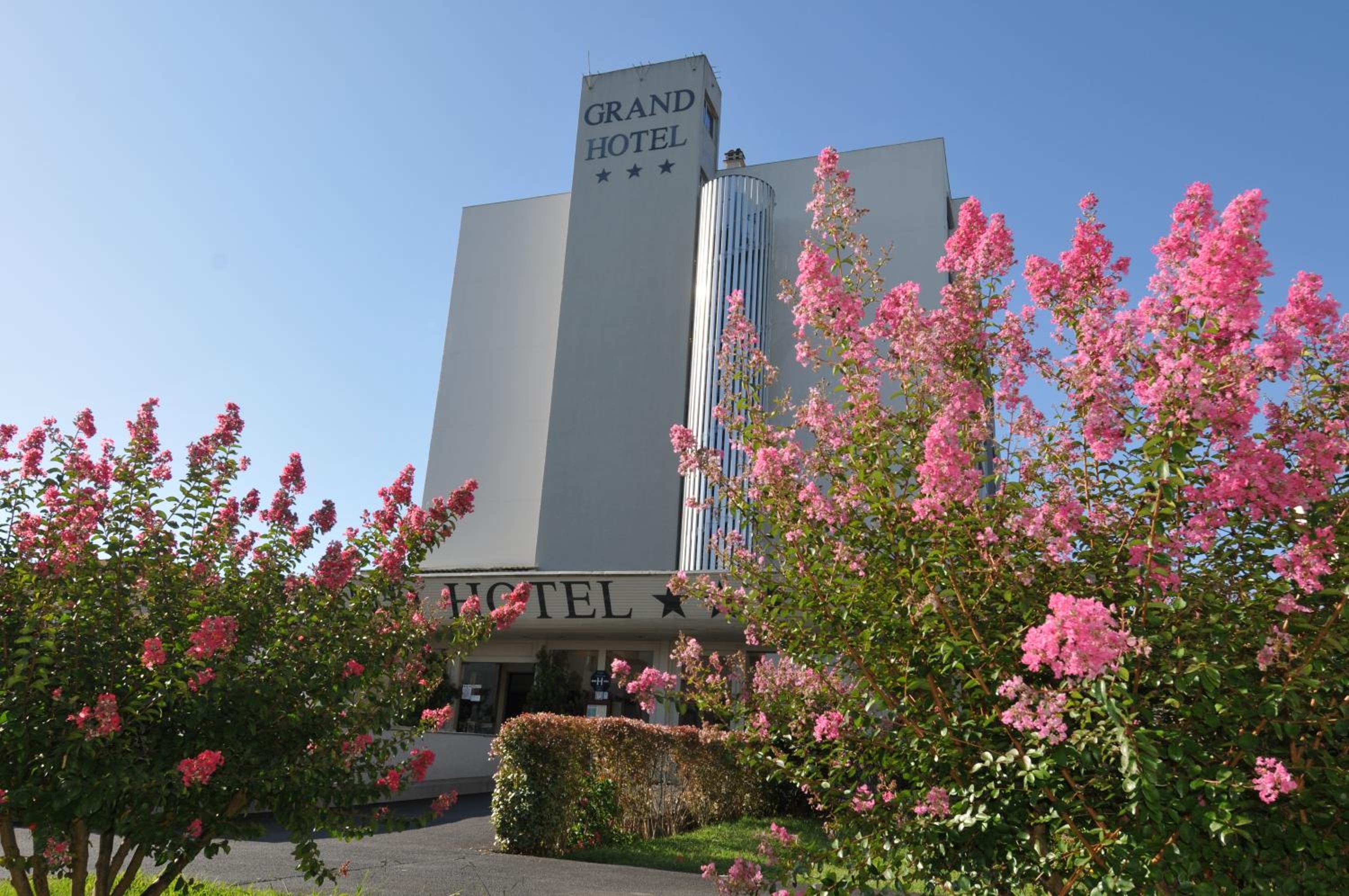 Le Grand Hotel 24/30