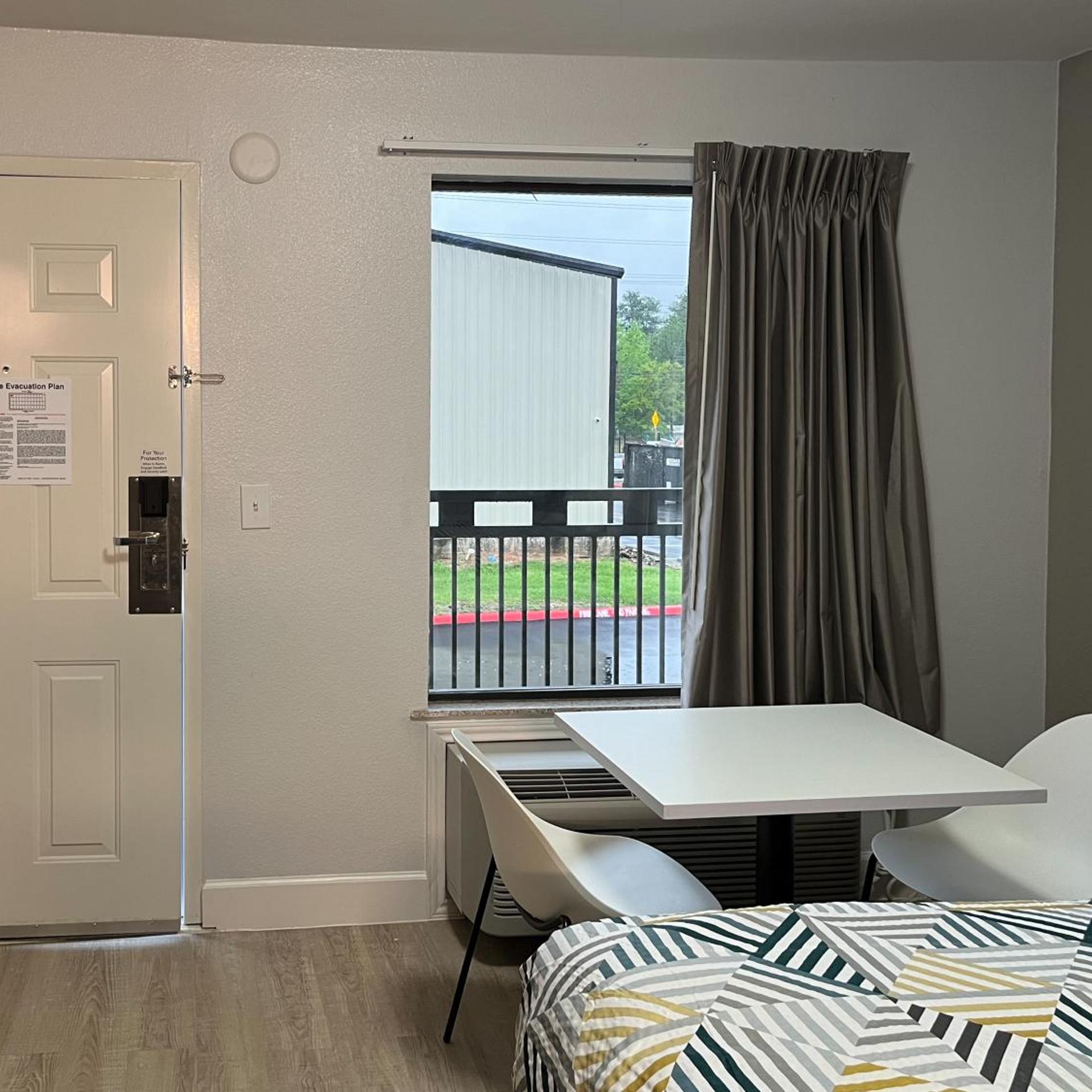 Studio6 Conroe, TX 6/27