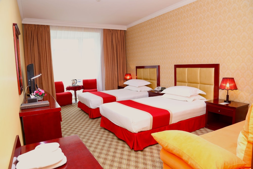 New West Hotel 15/50