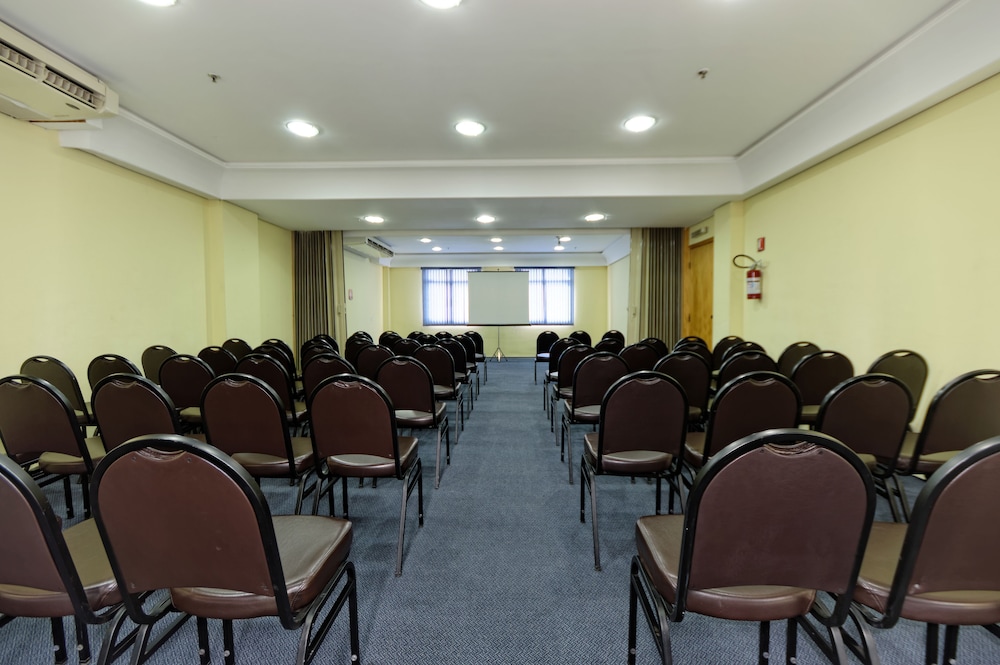 Sables Hotel Guarulhos 47/53