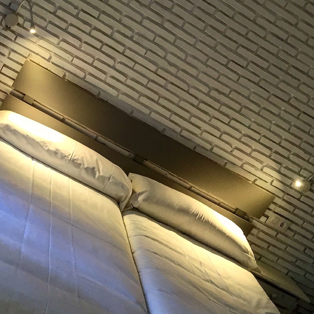 Hostal Le Vintage 3/23