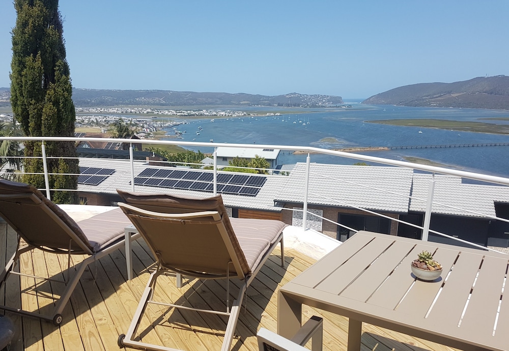 Villa Afrikana Guest Suites 73/88