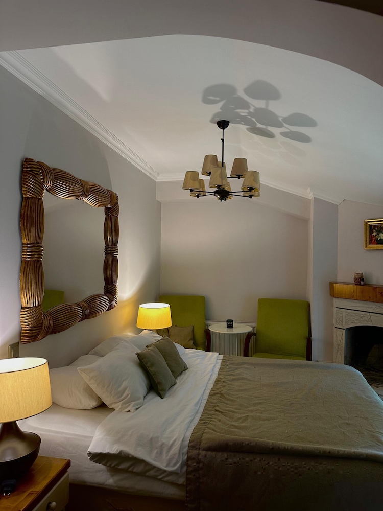 Sweet Home River Hotel 14/50