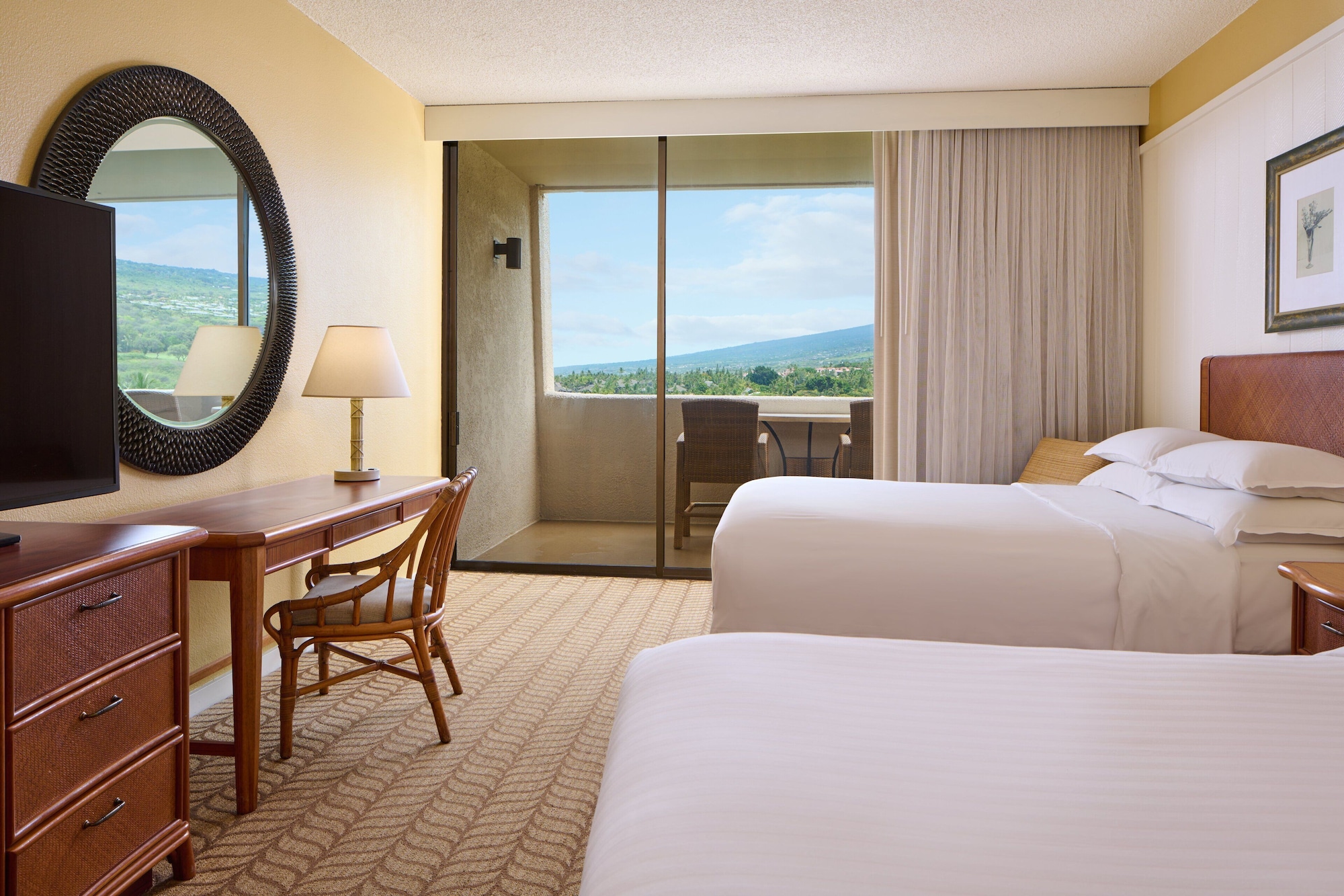 Room, 2 Double Beds, Partial Ocean View