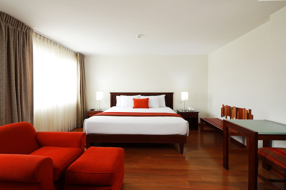 San Agustin Exclusive Hotel 10/71