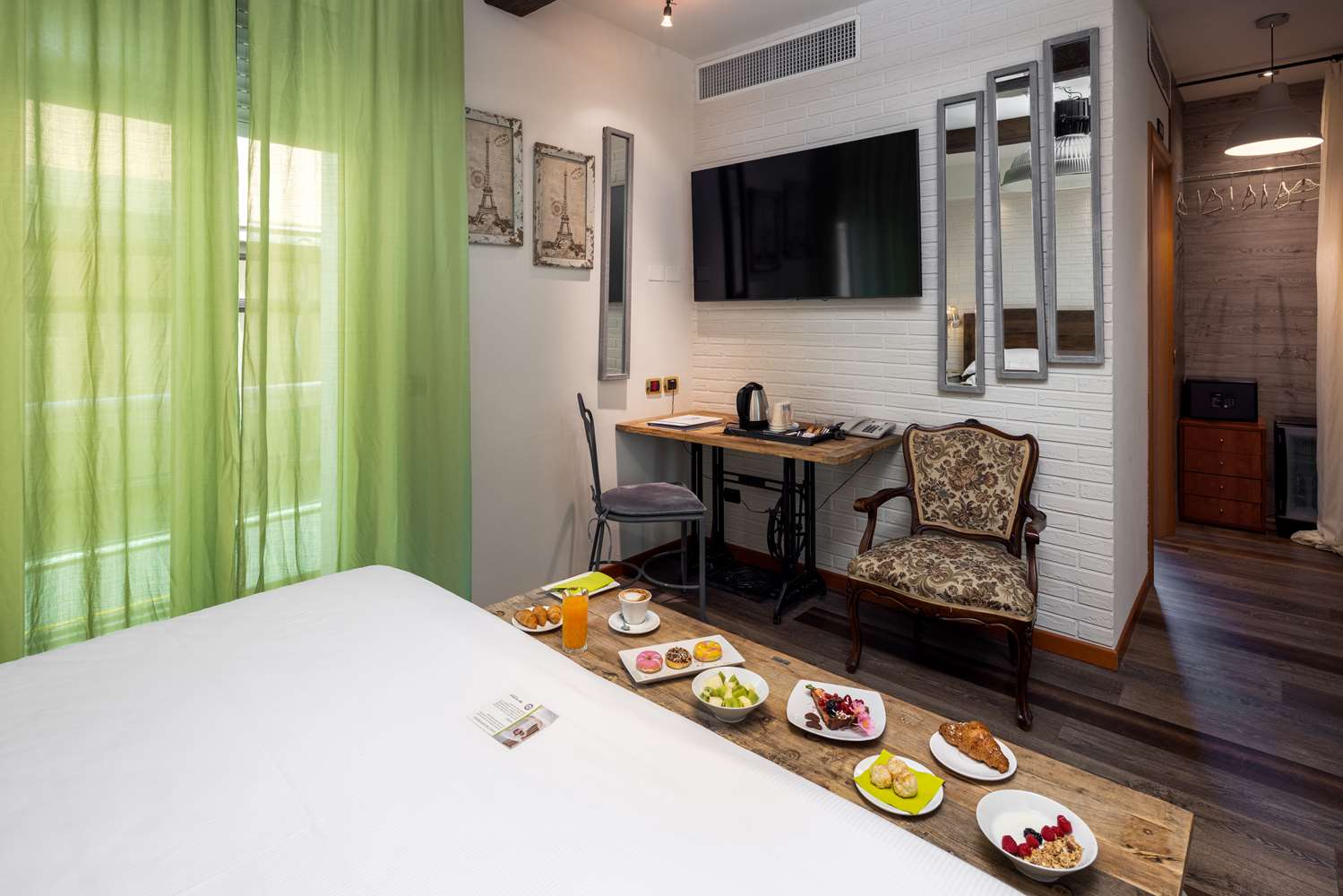 Best Western Maison B Hotel 6/25