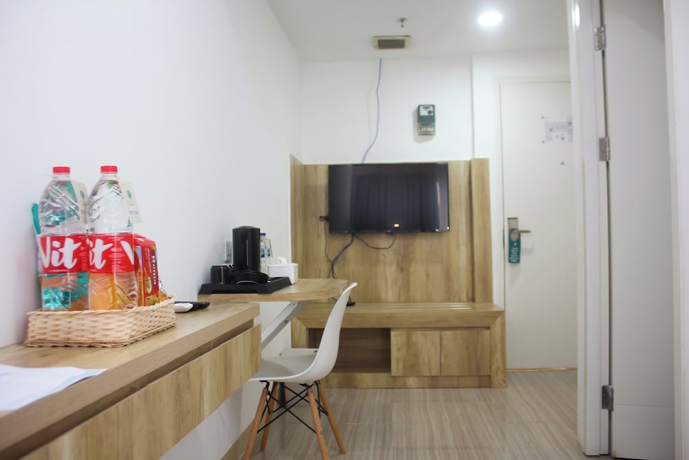 Urban Hotel Serpong by ZUZU 82/89