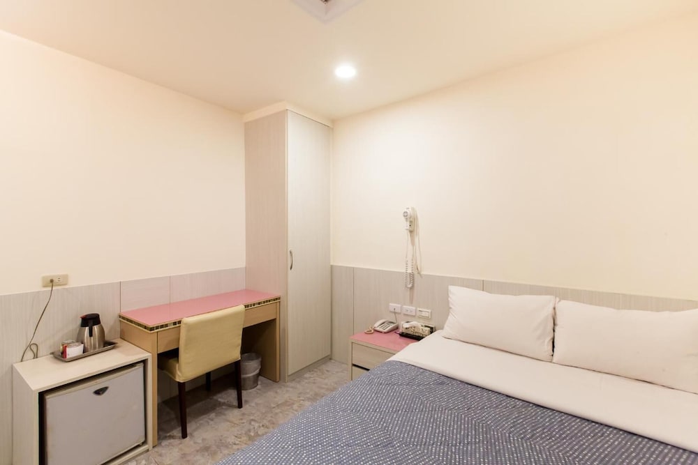 Ruei Gung Business Hotel 11/48