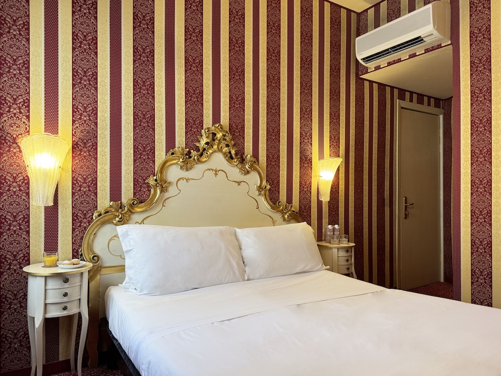 Hotel Alcyone 38/63
