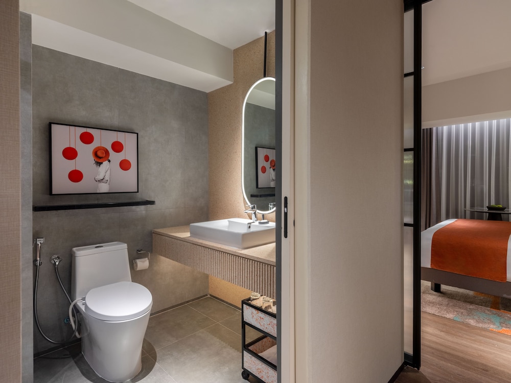 Herloom Hotel and Residence BSD Tangerang 46/50