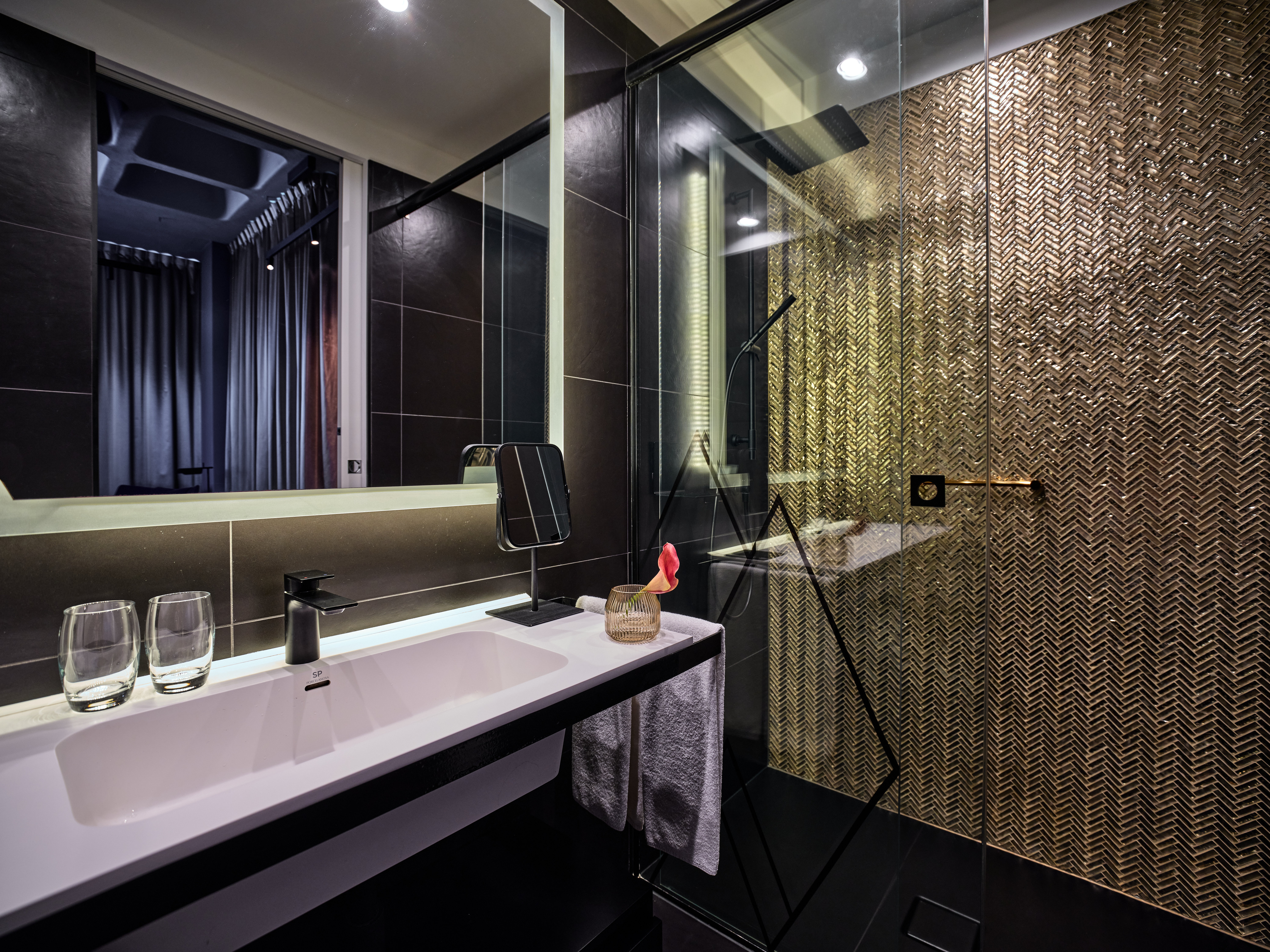 HOTEL INDIGO WARSAW - NOWY SWIAT 79/79