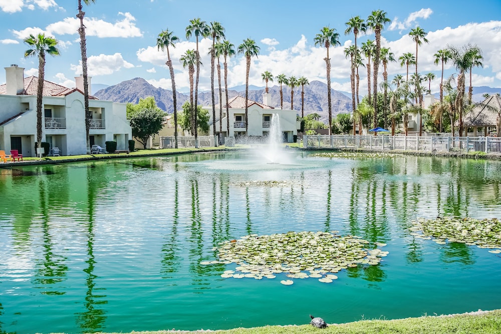 Desert Breezes Resort 6/54