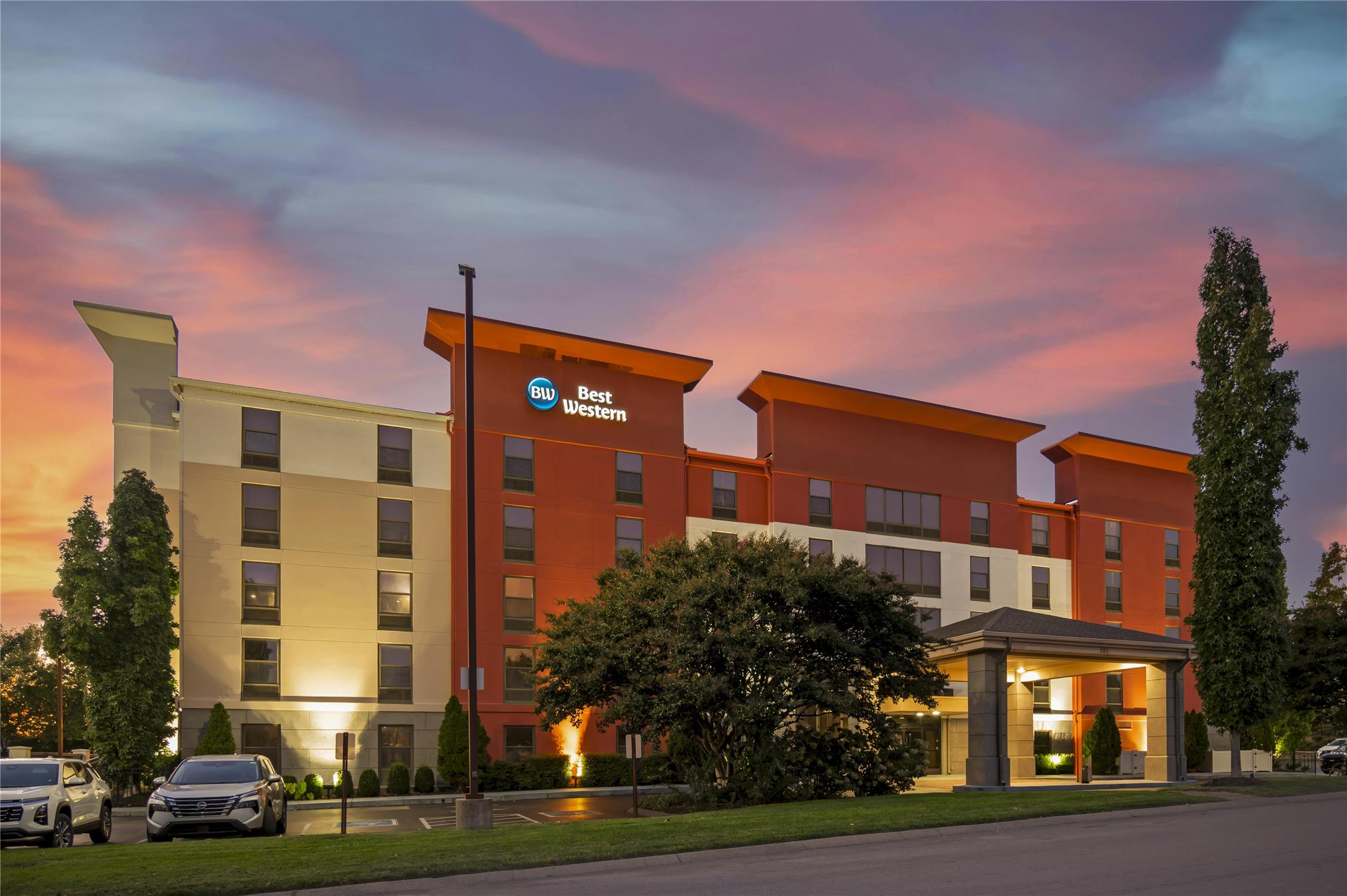 Best Western Suites Near Opryland 2/49