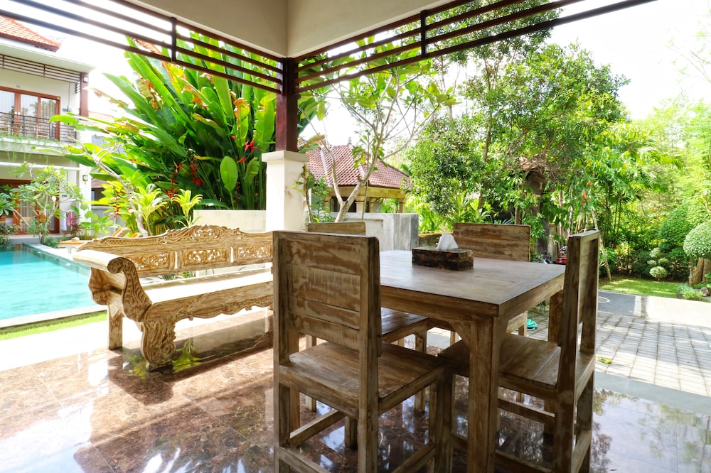 Avisara Villa and Guest House 16/50
