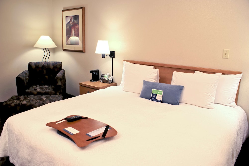 Hampton Inn Las Vegas Summerlin 14/38