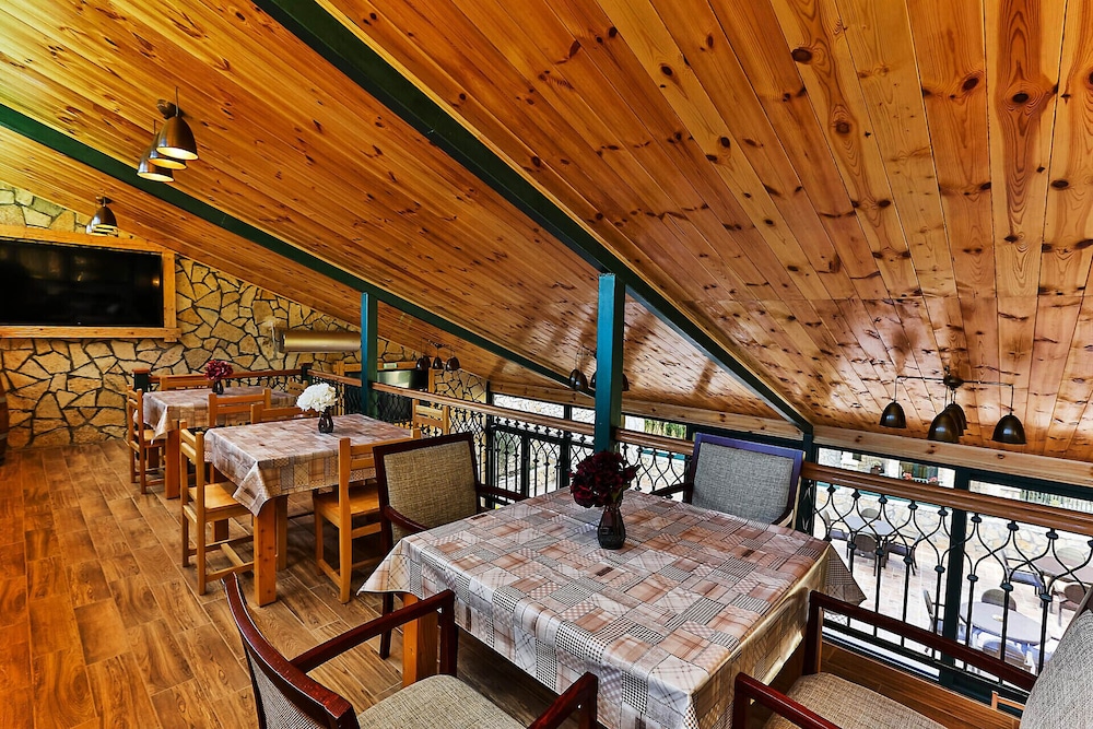 Garni Eco Hotel Elite Kolasin 64/82
