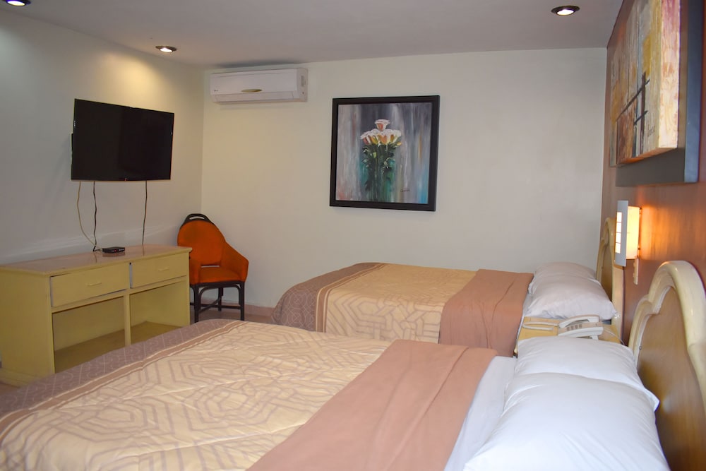 Hotel Posada del Sol Inn 12/58