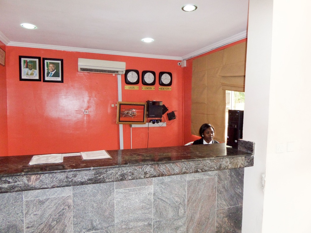 Le Real Hotel 3/56