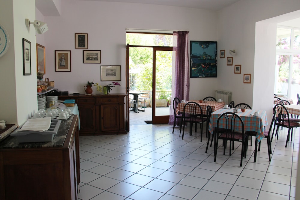 Villa Cecilia 29/50